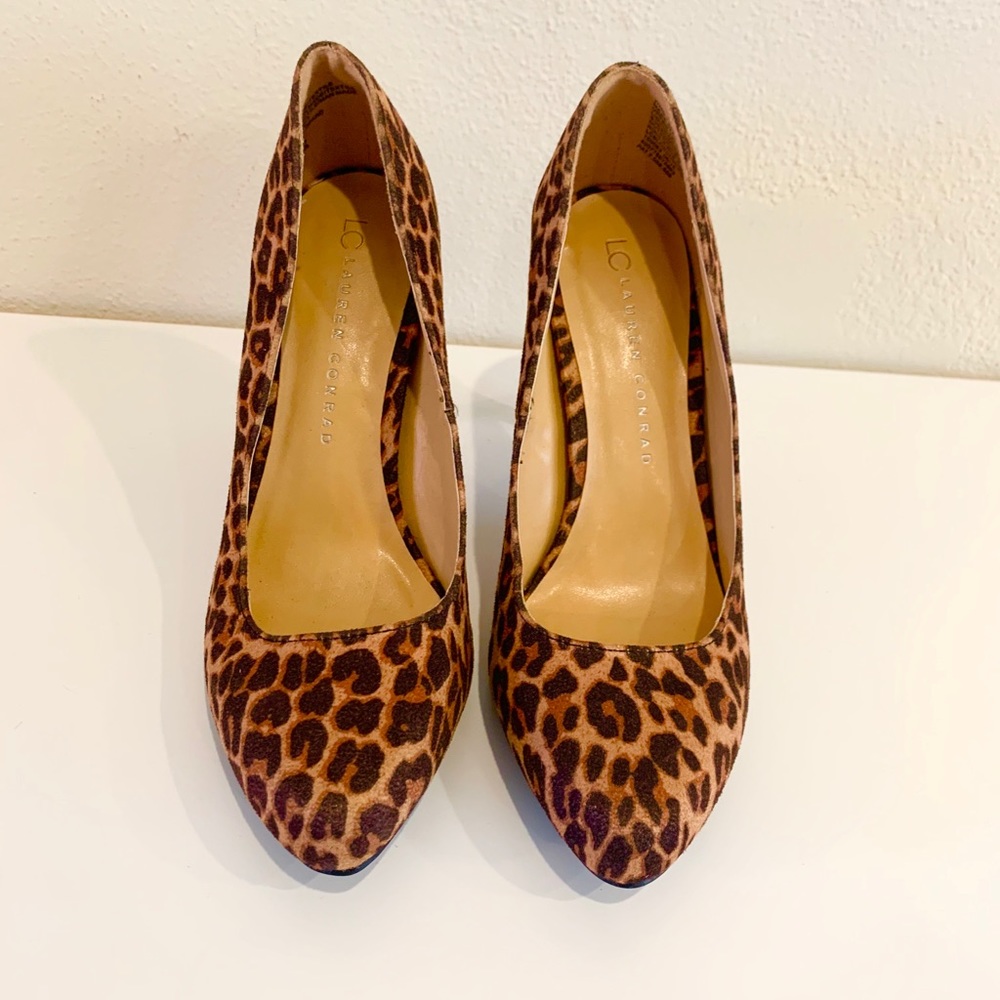 Lauren Conrad Pumps 🐆
